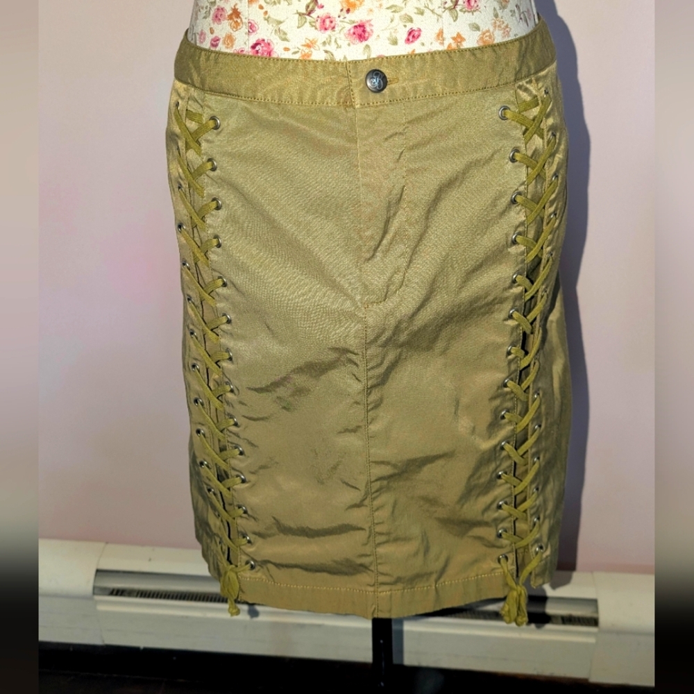 Betsey Johnson Green Ruched Pencil Skirt